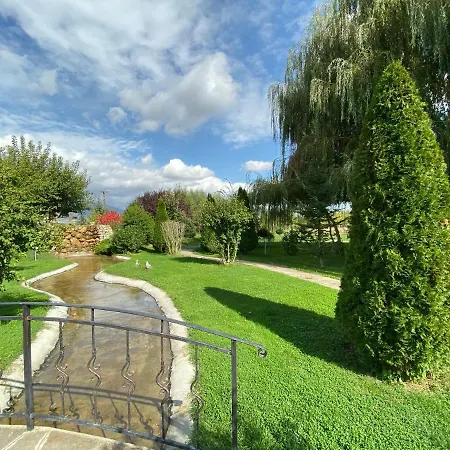 Yaev Family Hotel Karlovo