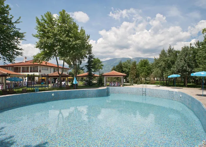 Yaev Family Хотел 3*