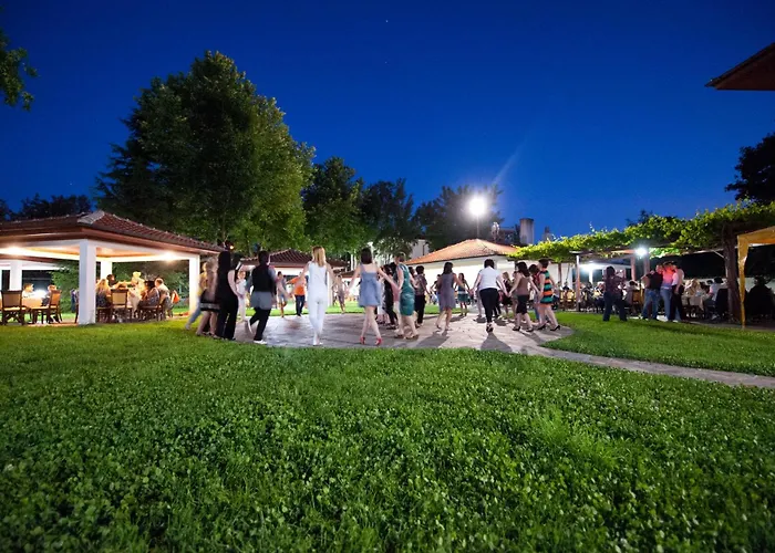 Хотел Yaev Family Карлово