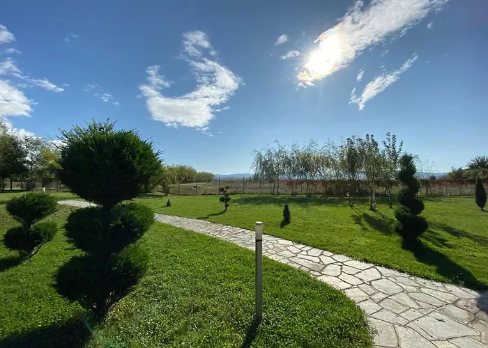 Yaev Family 3* Карлово