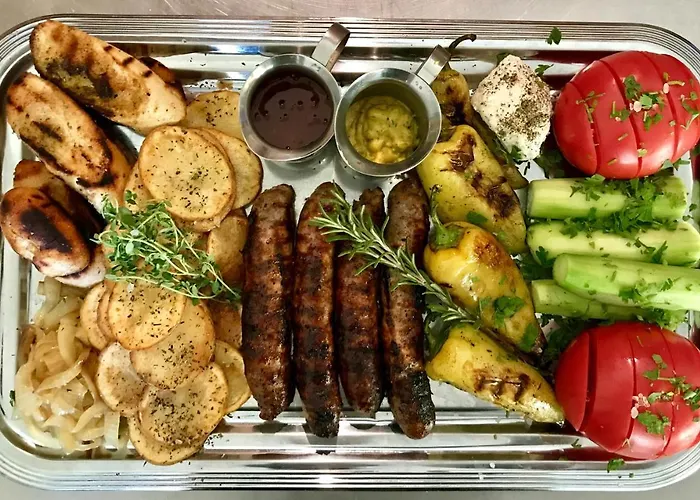 Yaev Family Хотел 3*