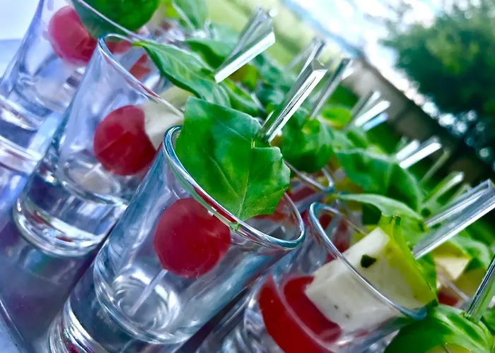 Yaev Family Хотел